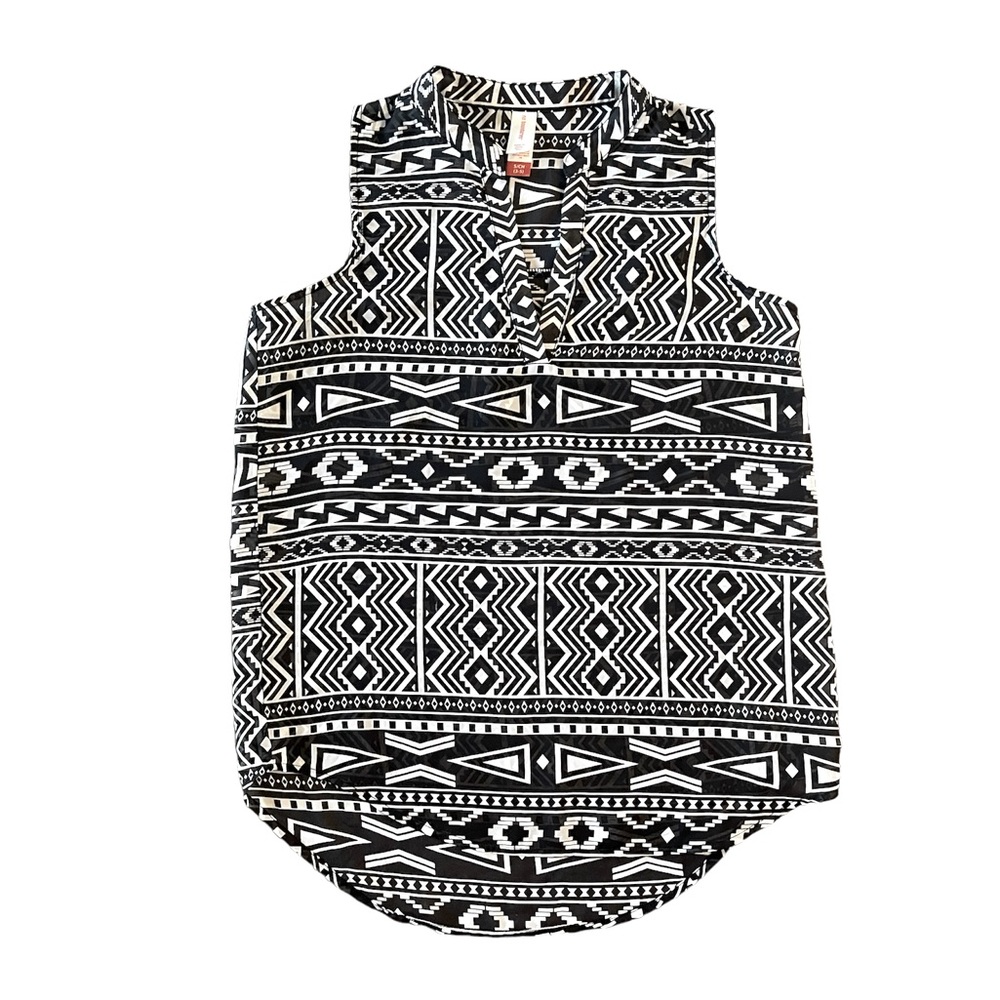 Sheer Sleeveless Printed V-neck Top